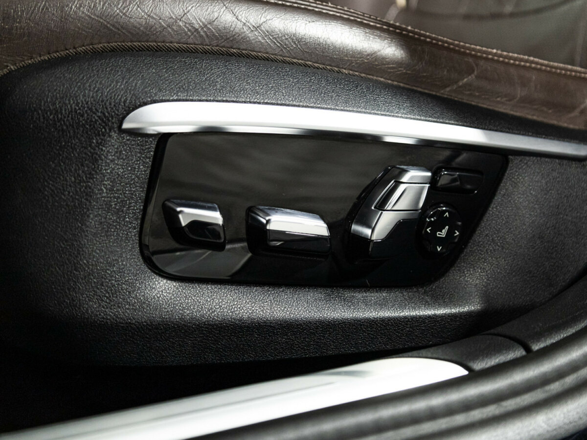 Купить BMW 7 серии Long 740Ld xDrive VI (G11/G12), 2016, 170 276 км, фото №17