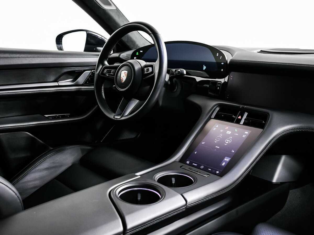 Купить Porsche Taycan Turbo, 2020, 14 211 км, фото №9