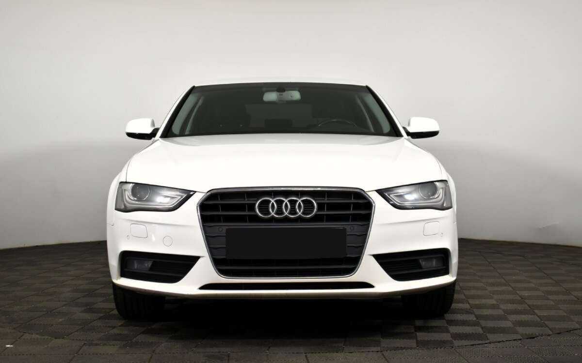 Купить Audi A4, 2012, 176 638 км, фото №2