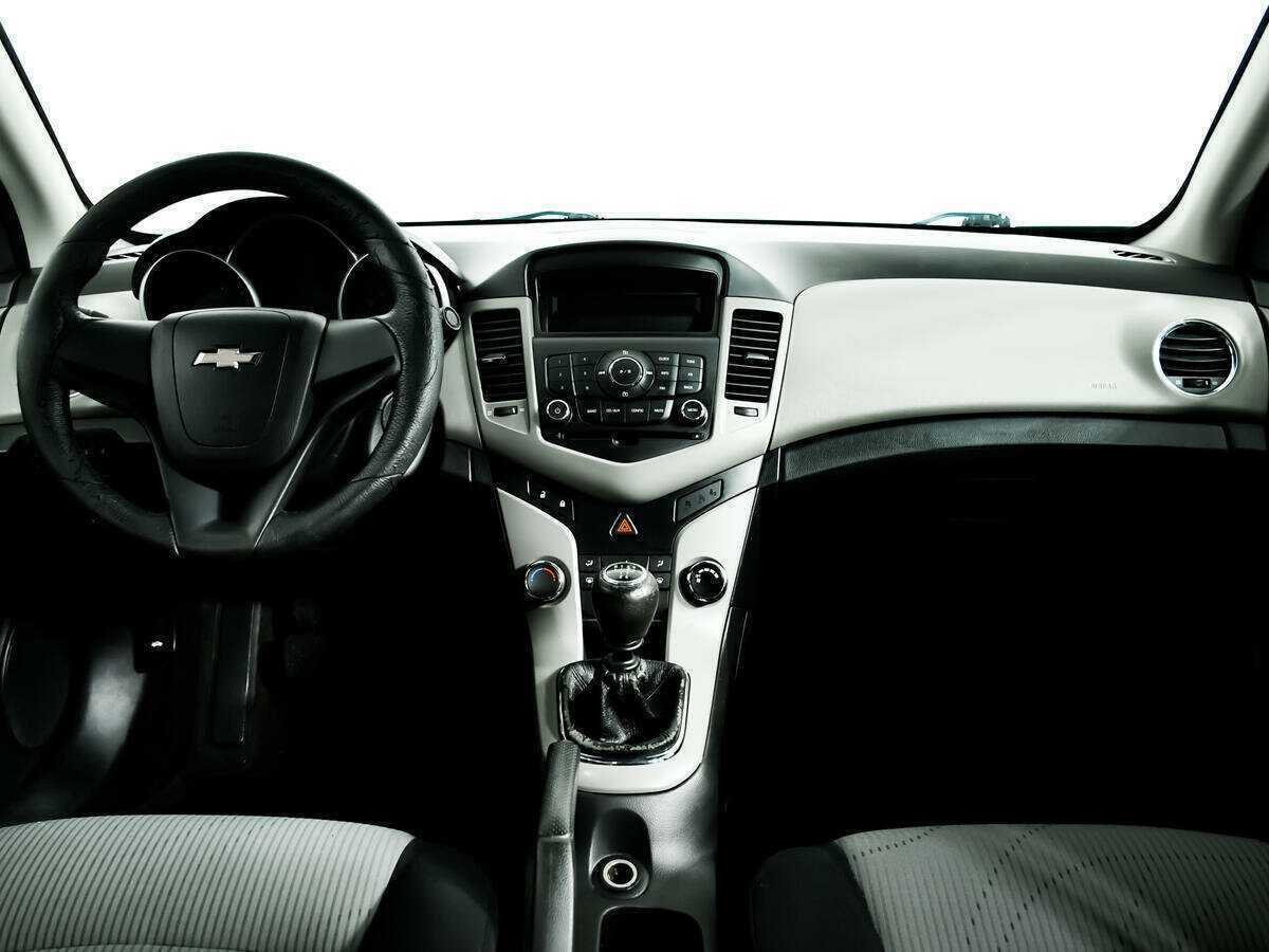 Купить Chevrolet Cruze, 2011, 115 259 км, фото №11