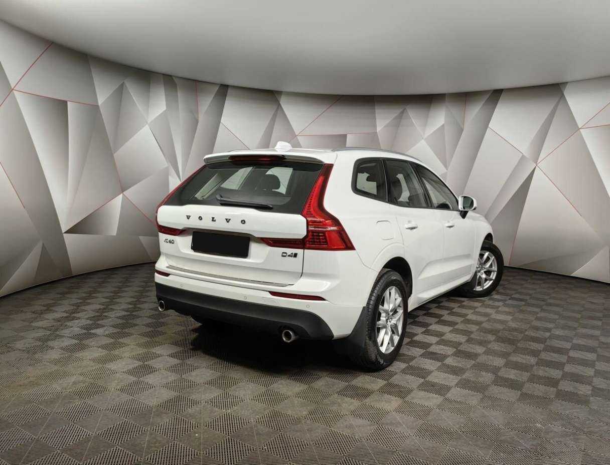 Купить Volvo XC60, 2019, 55 564 км, фото №2