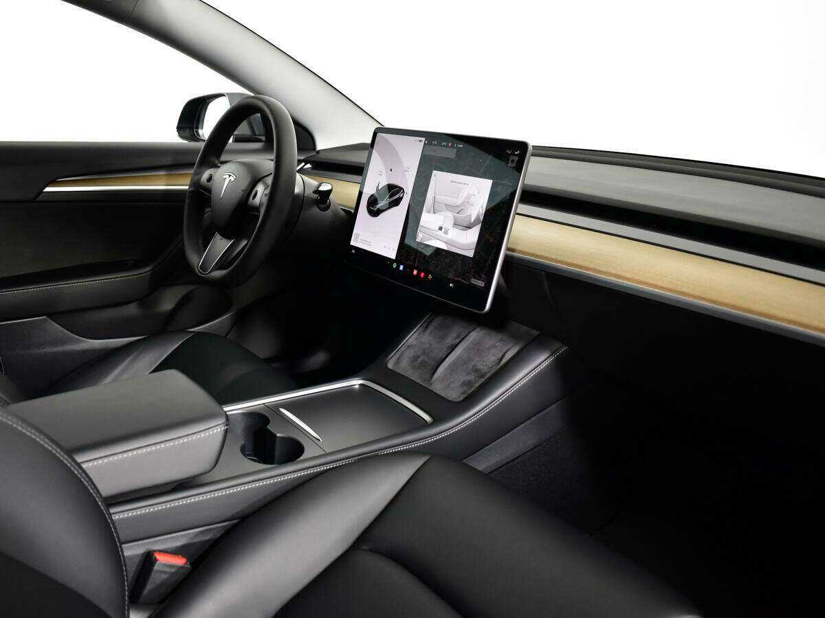 Купить Tesla Model 3 Long Range, 2021, 68 289 км, фото №9