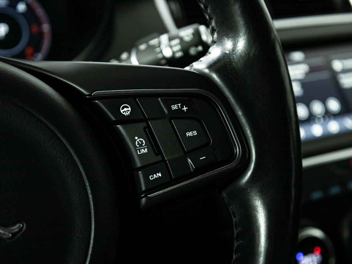 Купить Jaguar E-Pace I, 2018, 75 487 км, фото №16