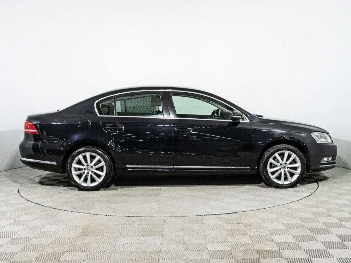Купить Volkswagen Passat B7, 2011, 180 350 км, фото №4
