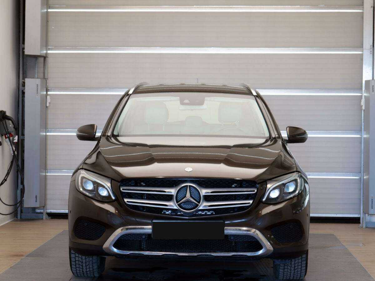 Купить Mercedes-Benz GLC 250, 2015, 36 210 км, фото №2