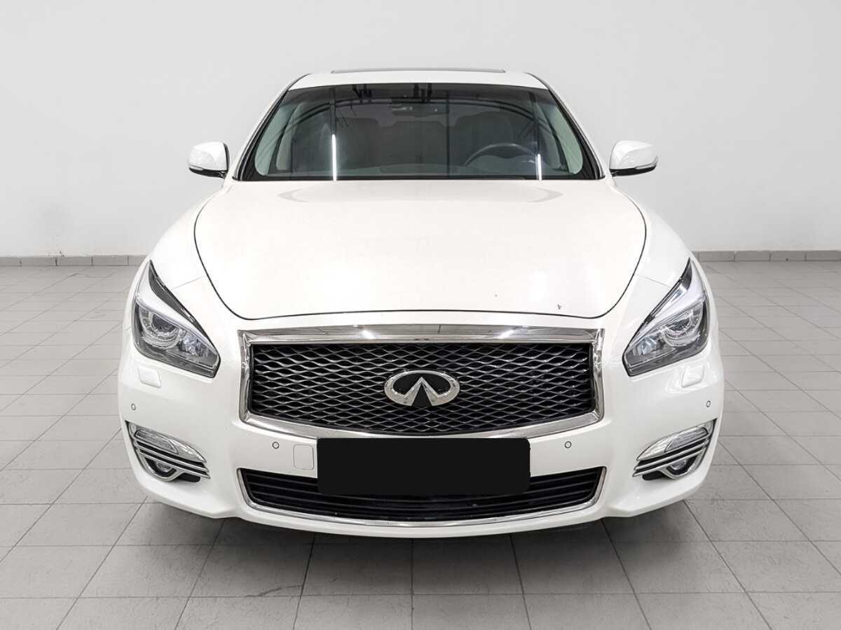 Купить Infiniti Q70, 2016, 88 021 км, фото №2