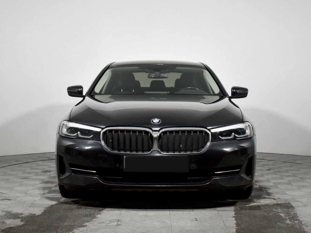 Купить BMW 5 серии 520d xDrive VII (G30/G31/G38) Рестайлинг, 2020, 143 000 км, фото №2