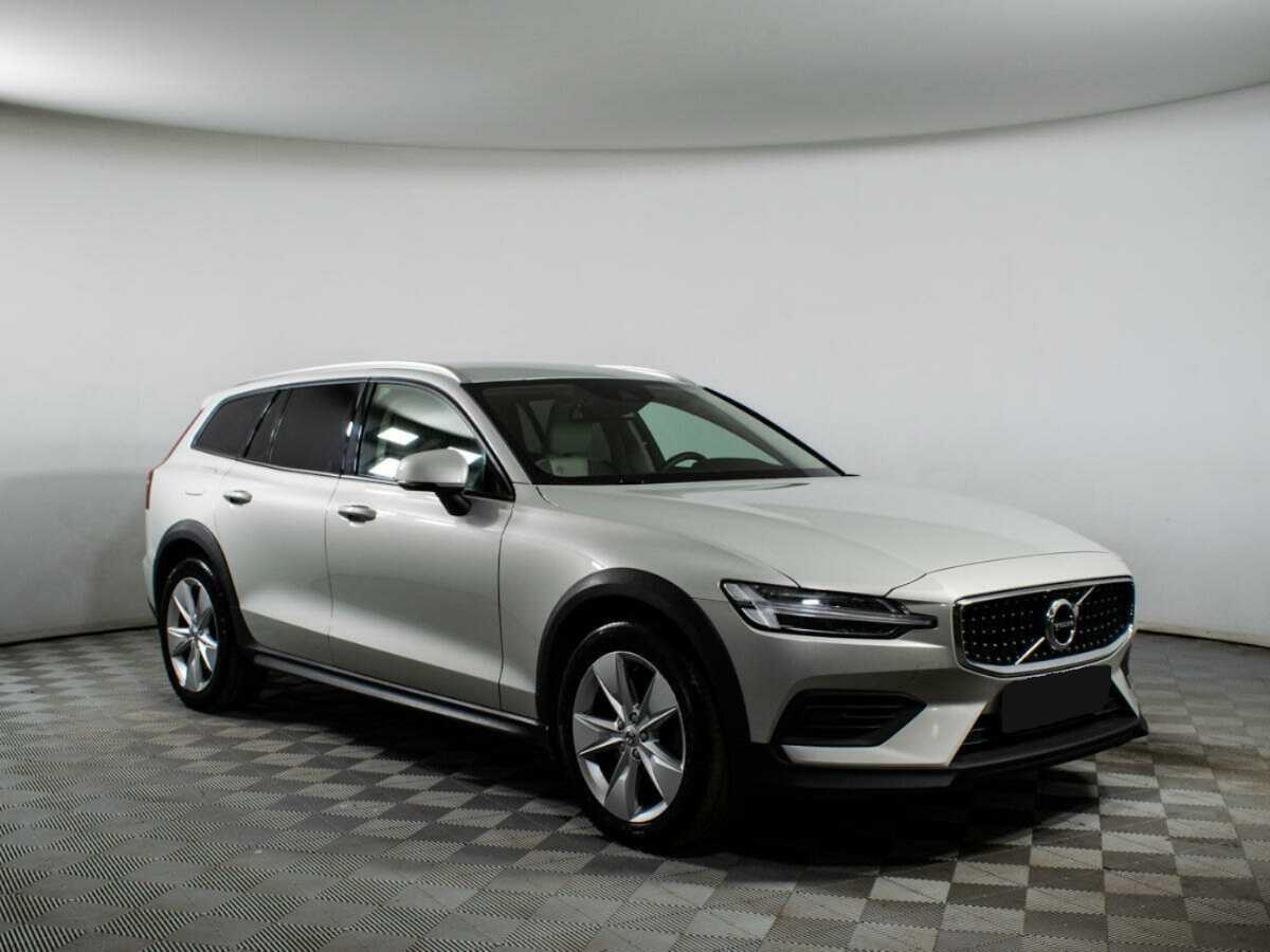 Купить Volvo V60 Cross Country, 2019, 40 533 км, фото №3