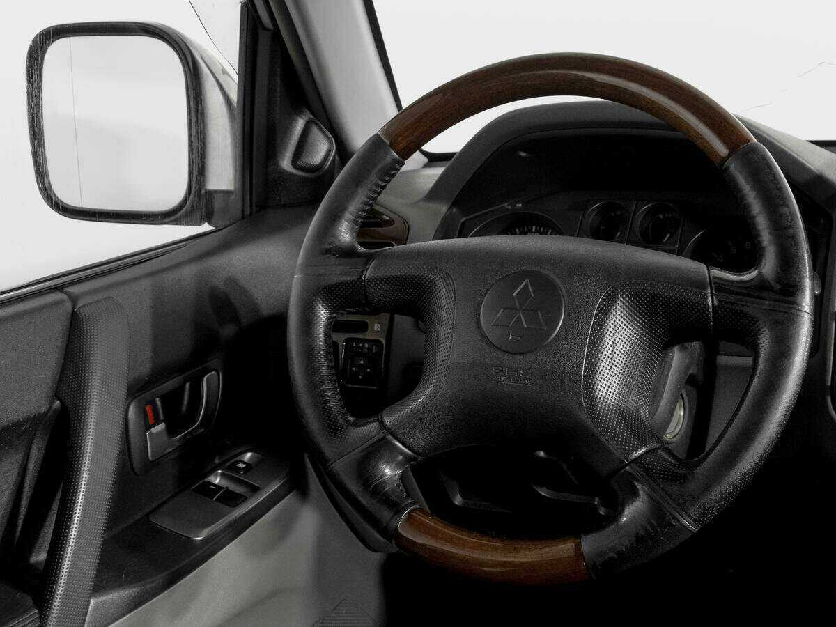 Купить Mitsubishi Pajero, 2004, 274 506 км, фото №16