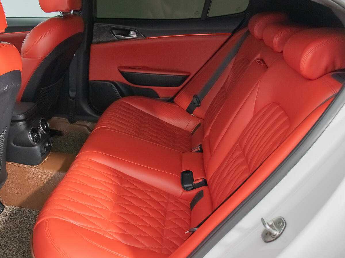 Купить Kia Stinger, 2018, 123 337 км, фото №11