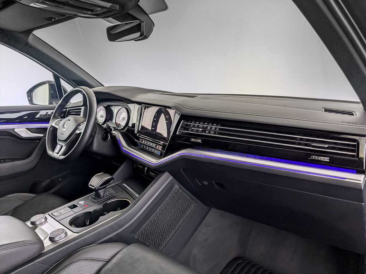 Купить Volkswagen Touareg, 2019, 107 513 км, фото №9