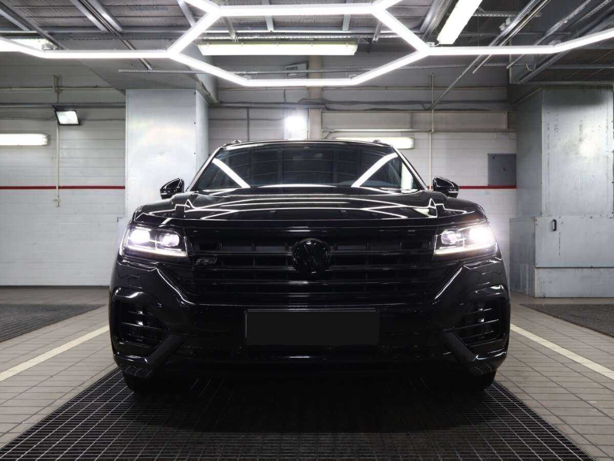 Купить Volkswagen Touareg, 2019, 96 666 км, фото №3