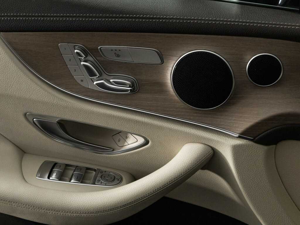 Купить Mercedes-Benz E-Класс 200, 2020, 84 940 км, фото №16