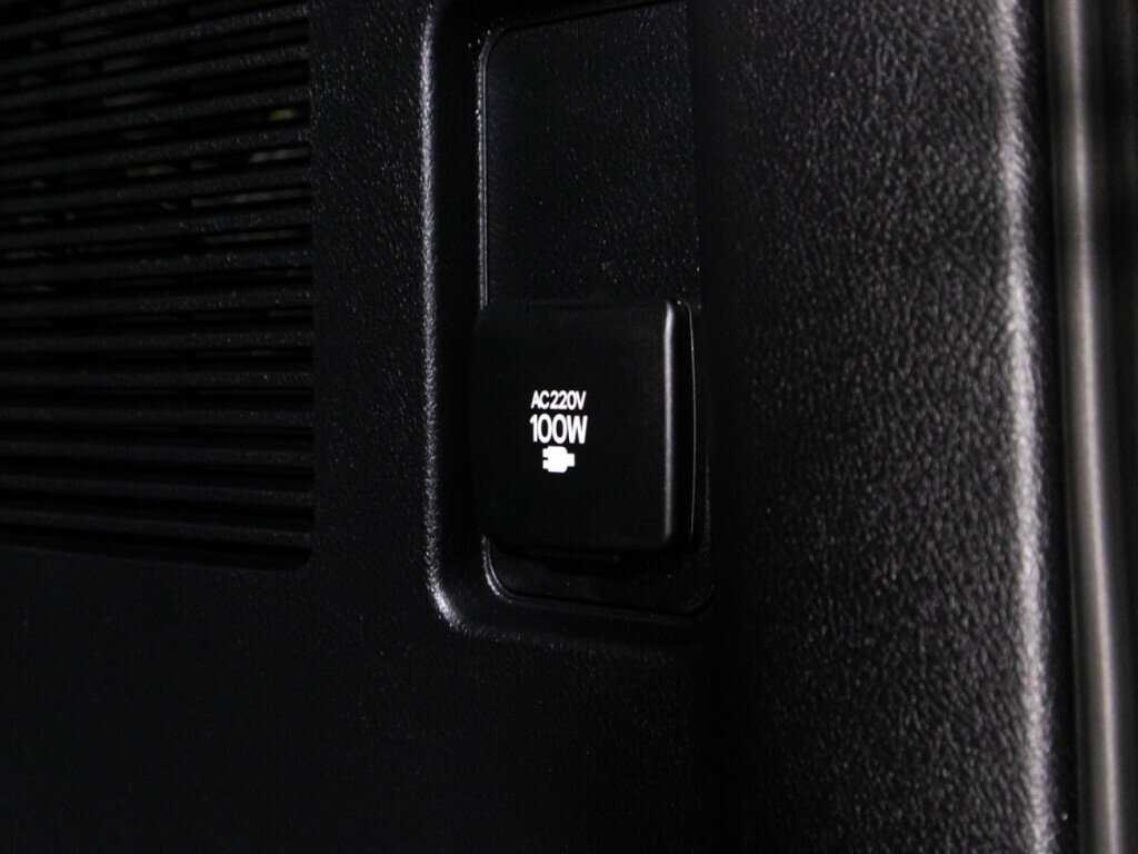 Купить Toyota Land Cruiser Prado, 2022, 7 085 км, фото №15
