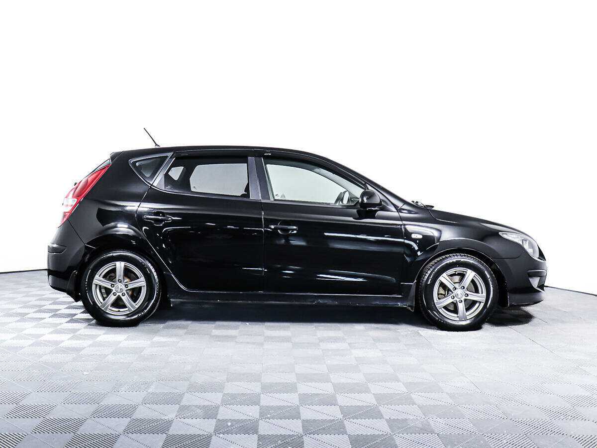 Купить Hyundai i30, 2011, 214 650 км, фото №4