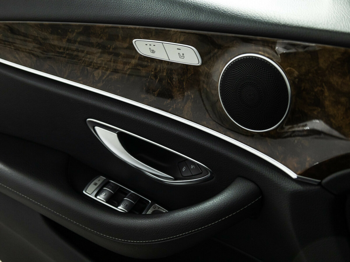 Купить Mercedes-Benz E-Класс 300 V (W213, S213, C238), 2019, 93 496 км, фото №19