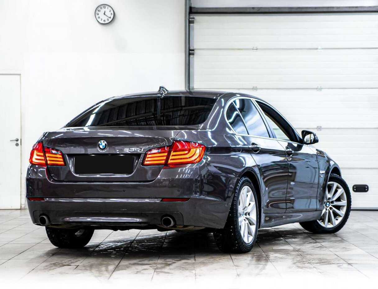 Купить BMW 5 серии 535i xDrive, 2012, 115 270 км, фото №3