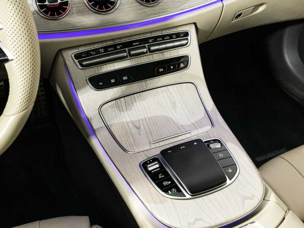 Купить Mercedes-Benz E-Класс 200, 2021, 55 600 км, фото №22