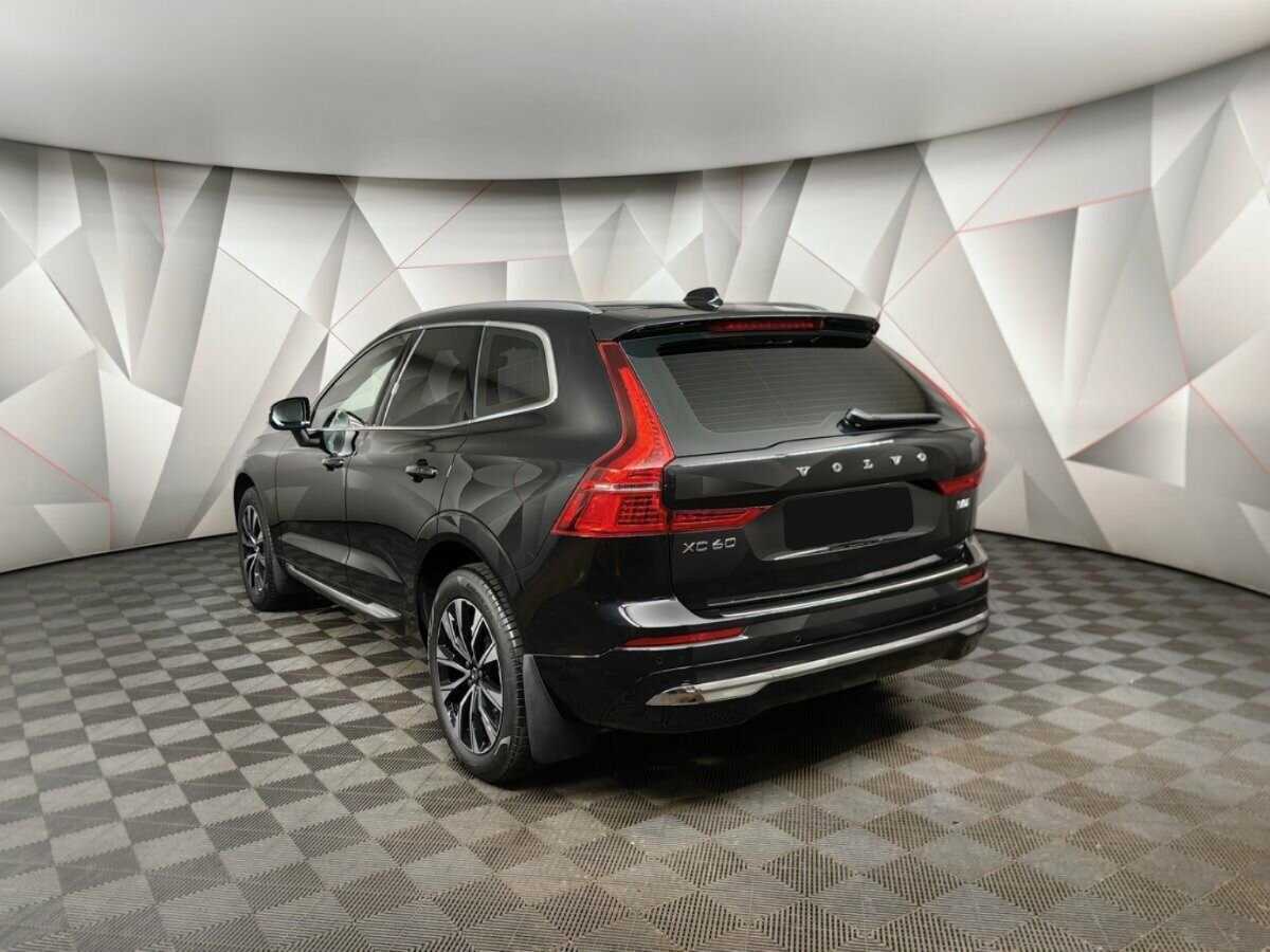Купить Volvo XC60, 2023, 7 968 км, фото №4