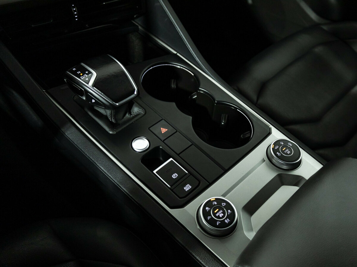 Купить Volkswagen Touareg III, 2018, 95 804 км, фото №16