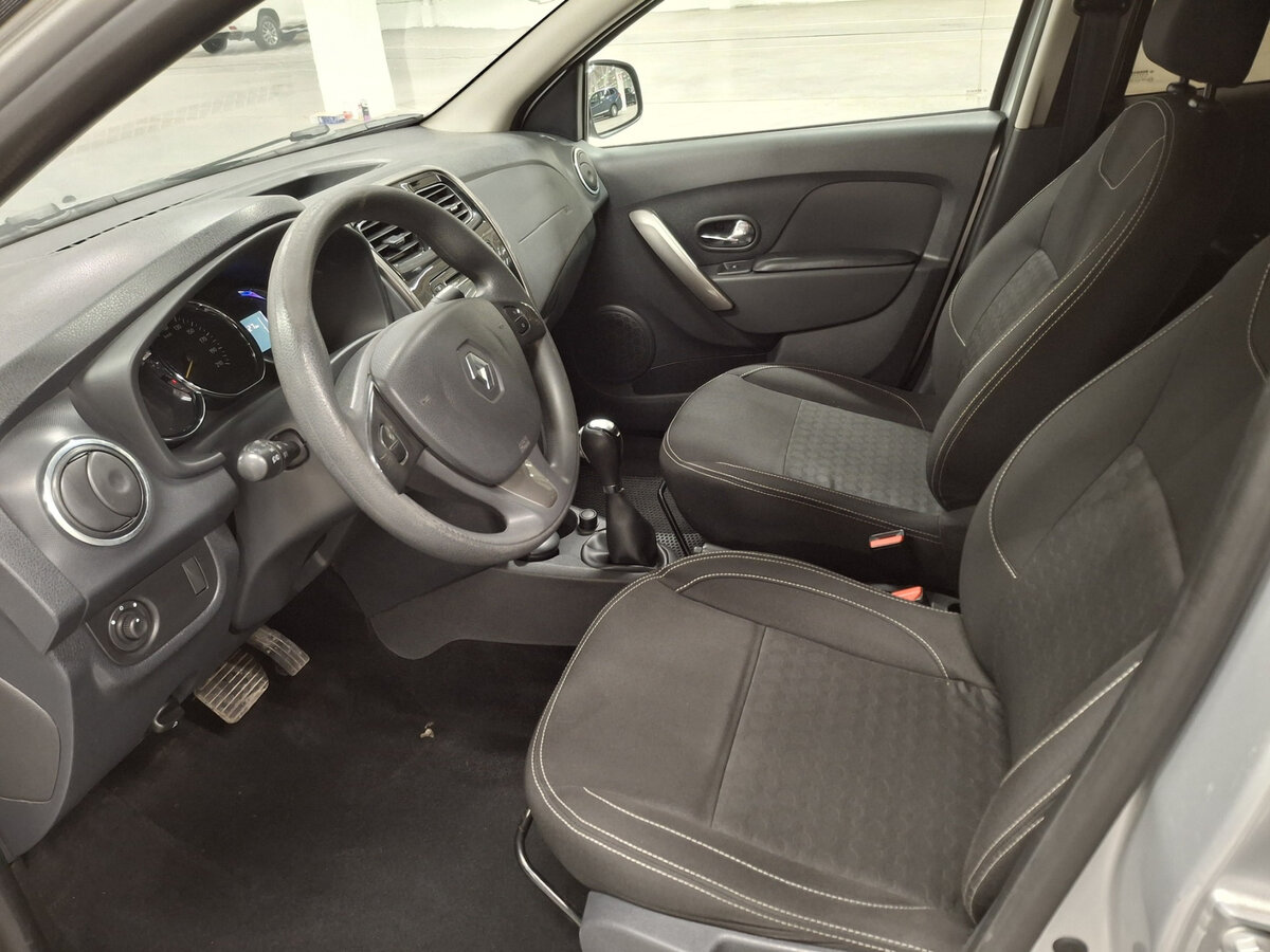 Купить Renault Logan II, 2015, 139 627 км, фото №15