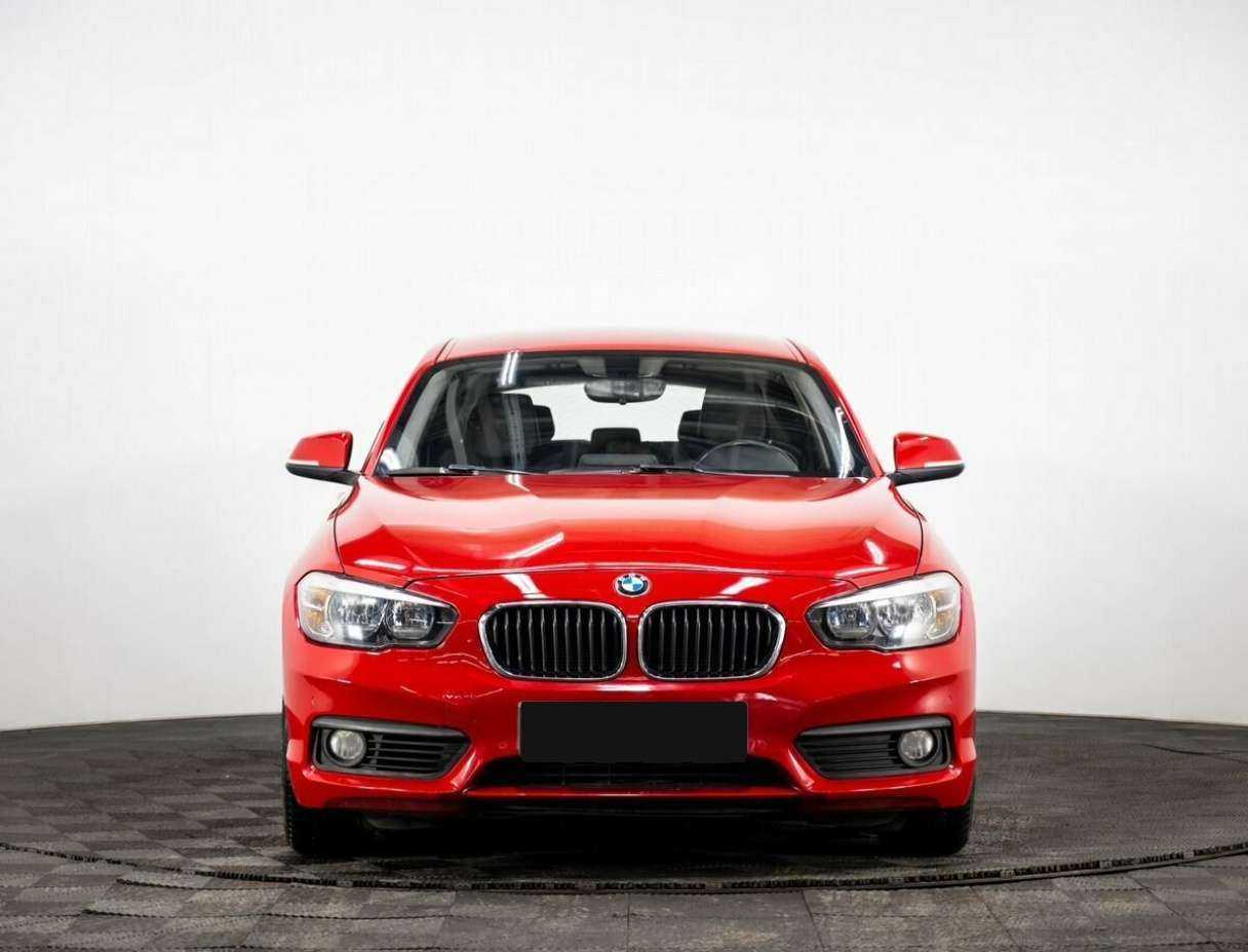 Купить BMW 1 серии 118i, 2016, 121 000 км, фото №2