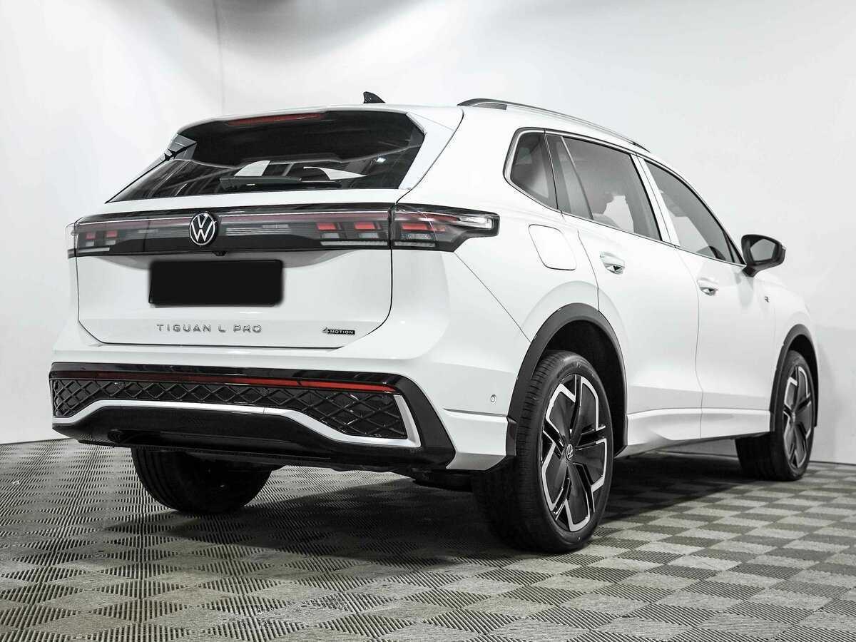 Купить Volkswagen Tiguan L Pro, 2024, 48 км, фото №3