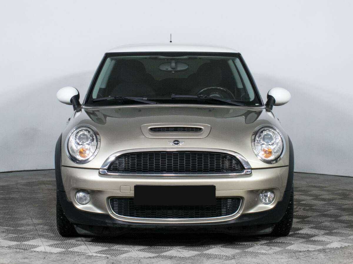 Купить Mini Hatch Cooper S, 2010, 80 122 км, фото №2