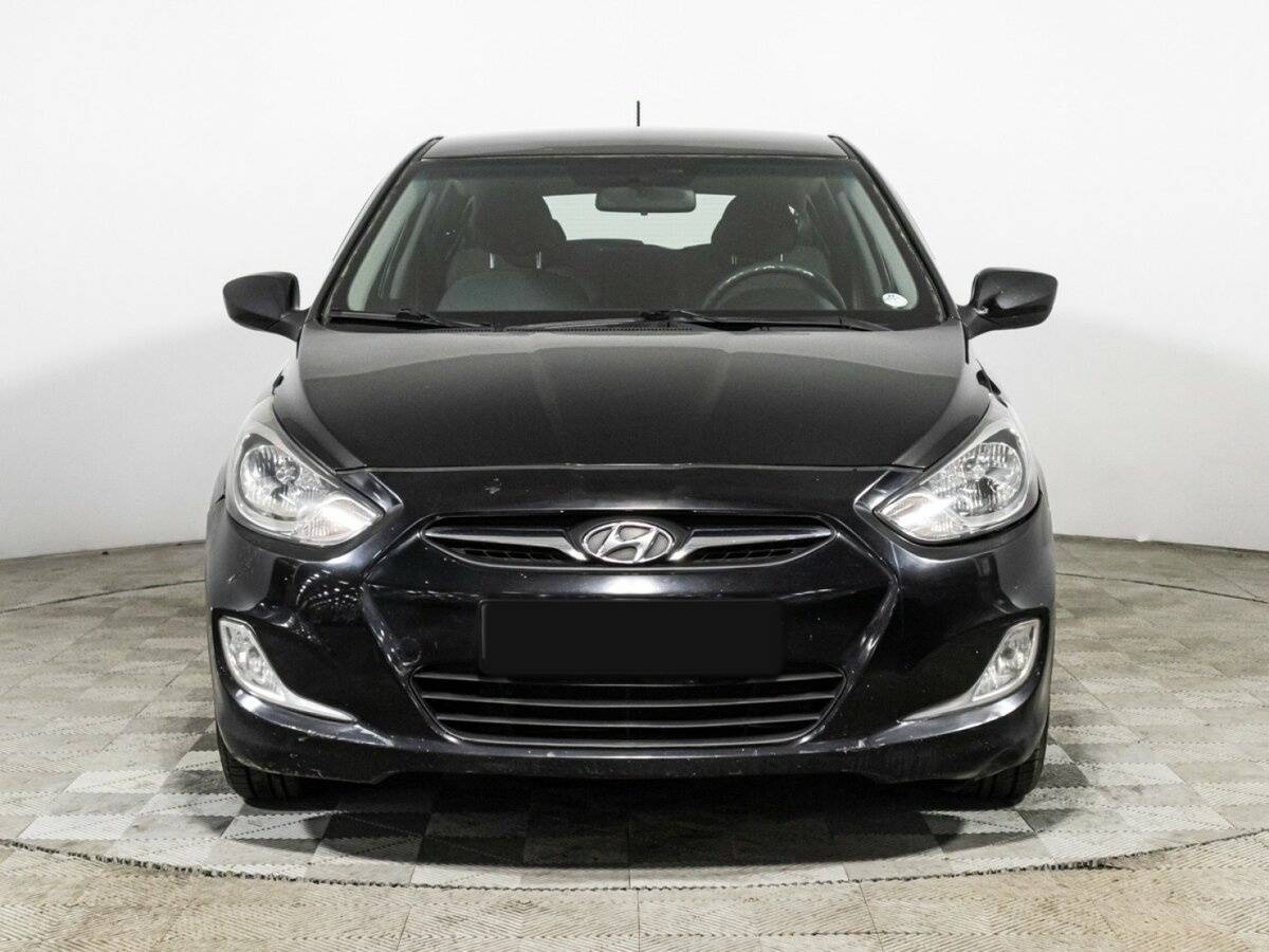 Купить Hyundai Solaris, 2011, 96 755 км, фото №2