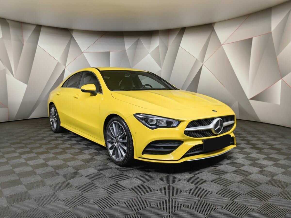 Купить Mercedes-Benz CLA 200, 2020, 39 939 км, фото №3