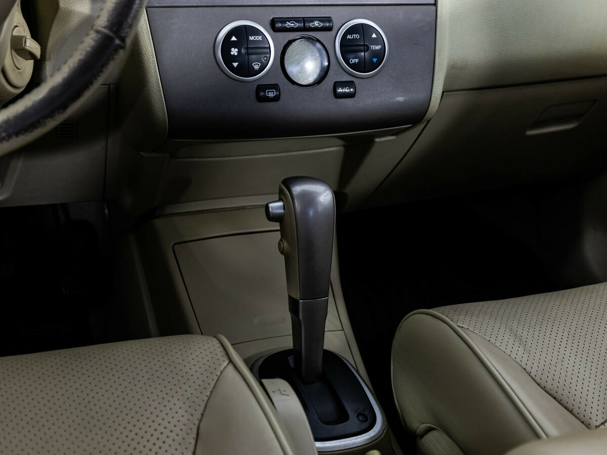Купить Nissan Tiida I, 2008, 154 173 км, фото №9