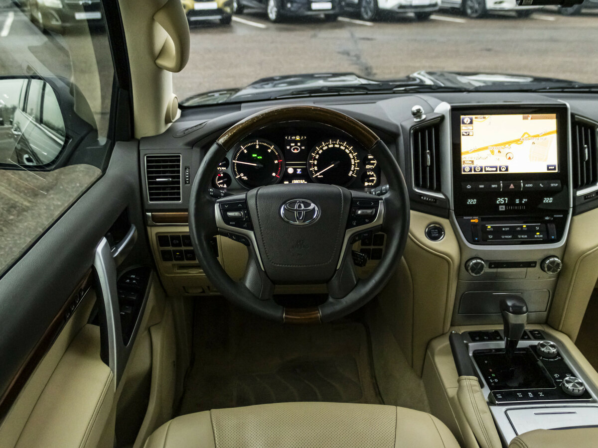 Купить Toyota Land Cruiser 200 Series Рестайлинг 2, 2016, 138 031 км, фото №12