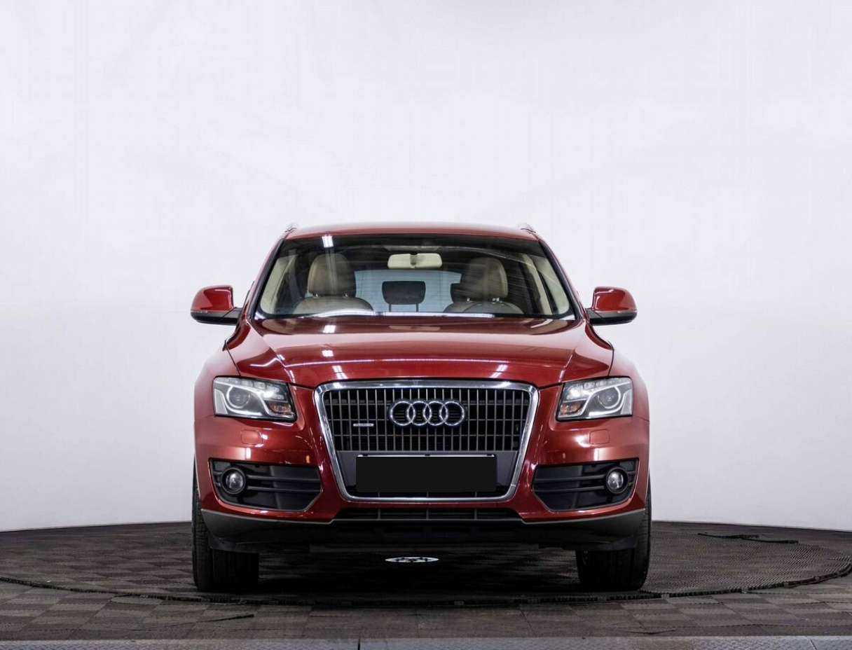 Купить Audi Q5, 2011, 181 192 км, фото №2