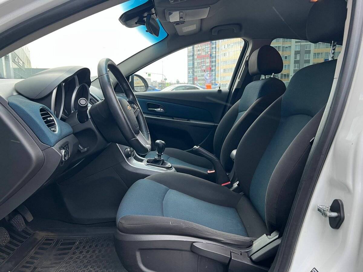 Купить Chevrolet Cruze I Рестайлинг, 2013, 182 000 км, фото №6