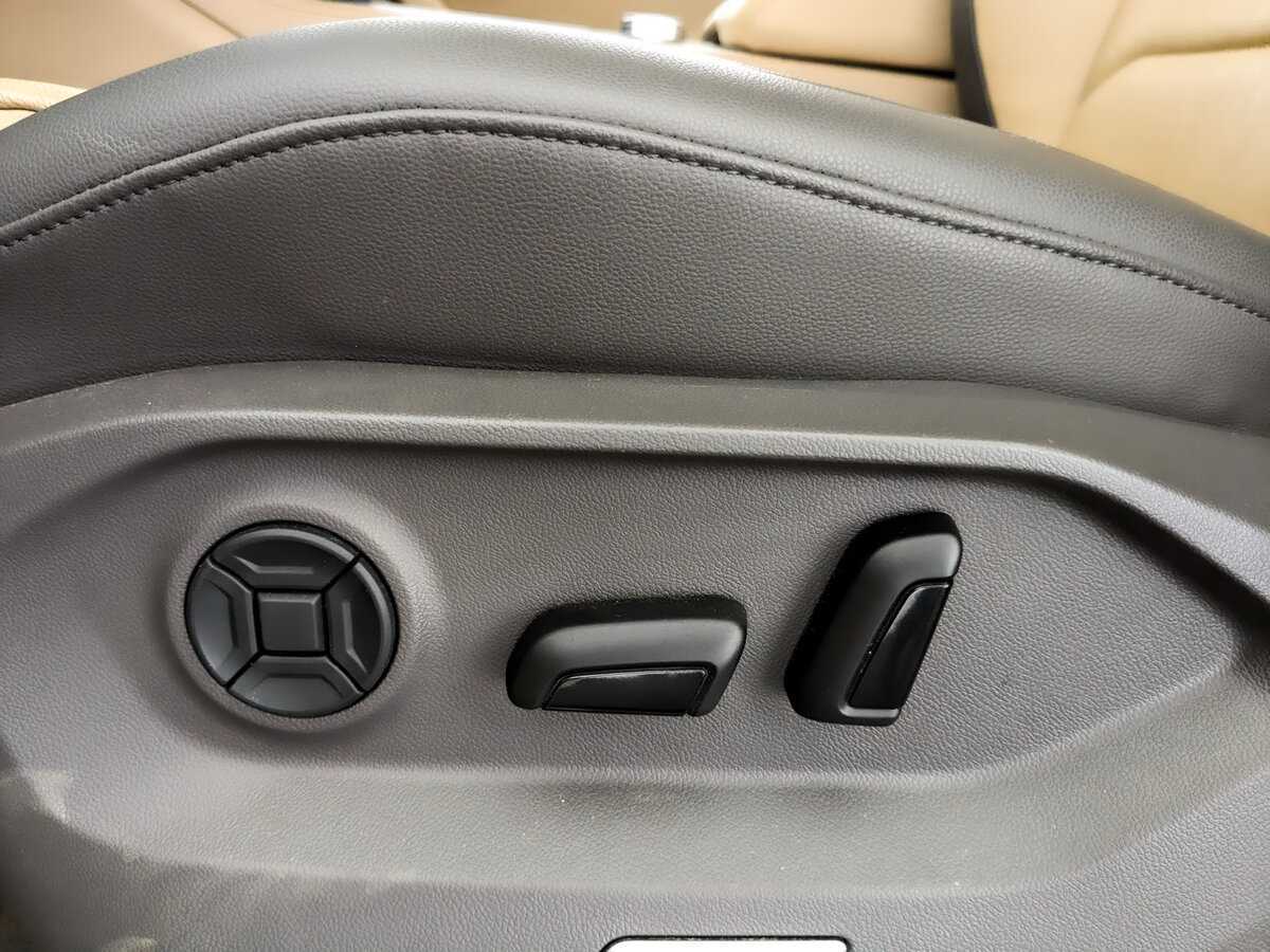 Купить Volkswagen Touareg, 2020, 66 889 км, фото №16