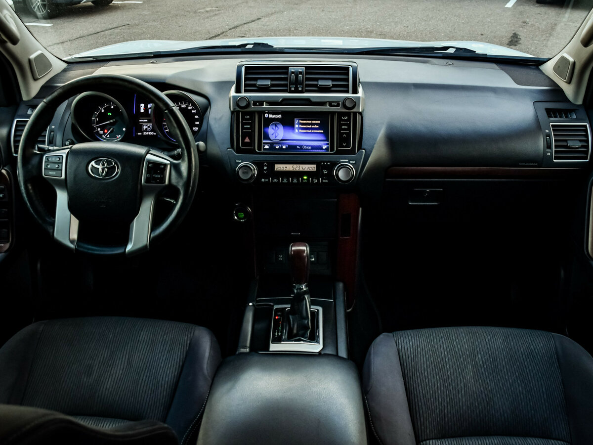 Купить Toyota Land Cruiser Prado 150 Series Рестайлинг 1, 2014, 251 775 км, фото №11