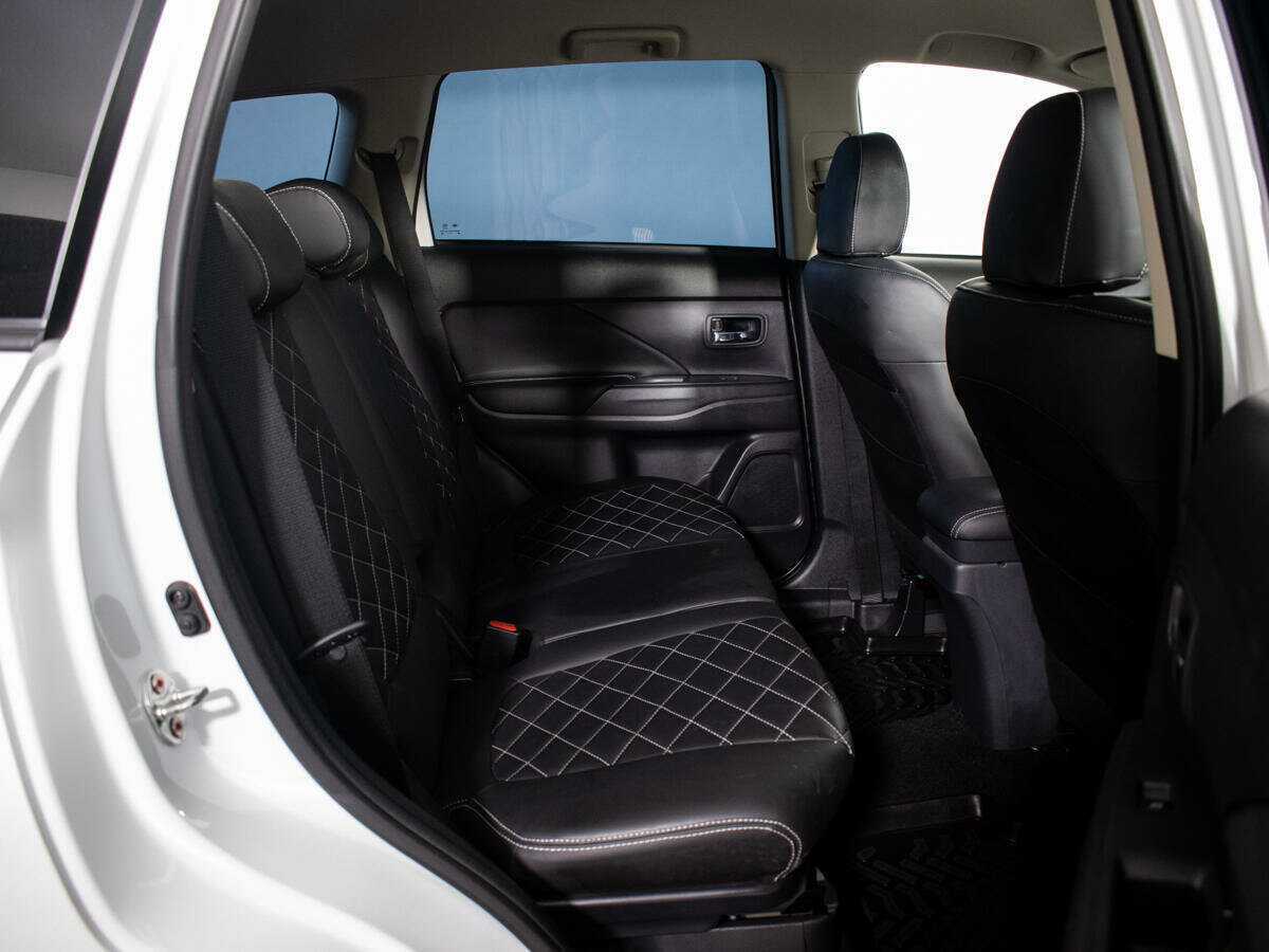 Купить Mitsubishi Outlander, 2022, 44 582 км, фото №9