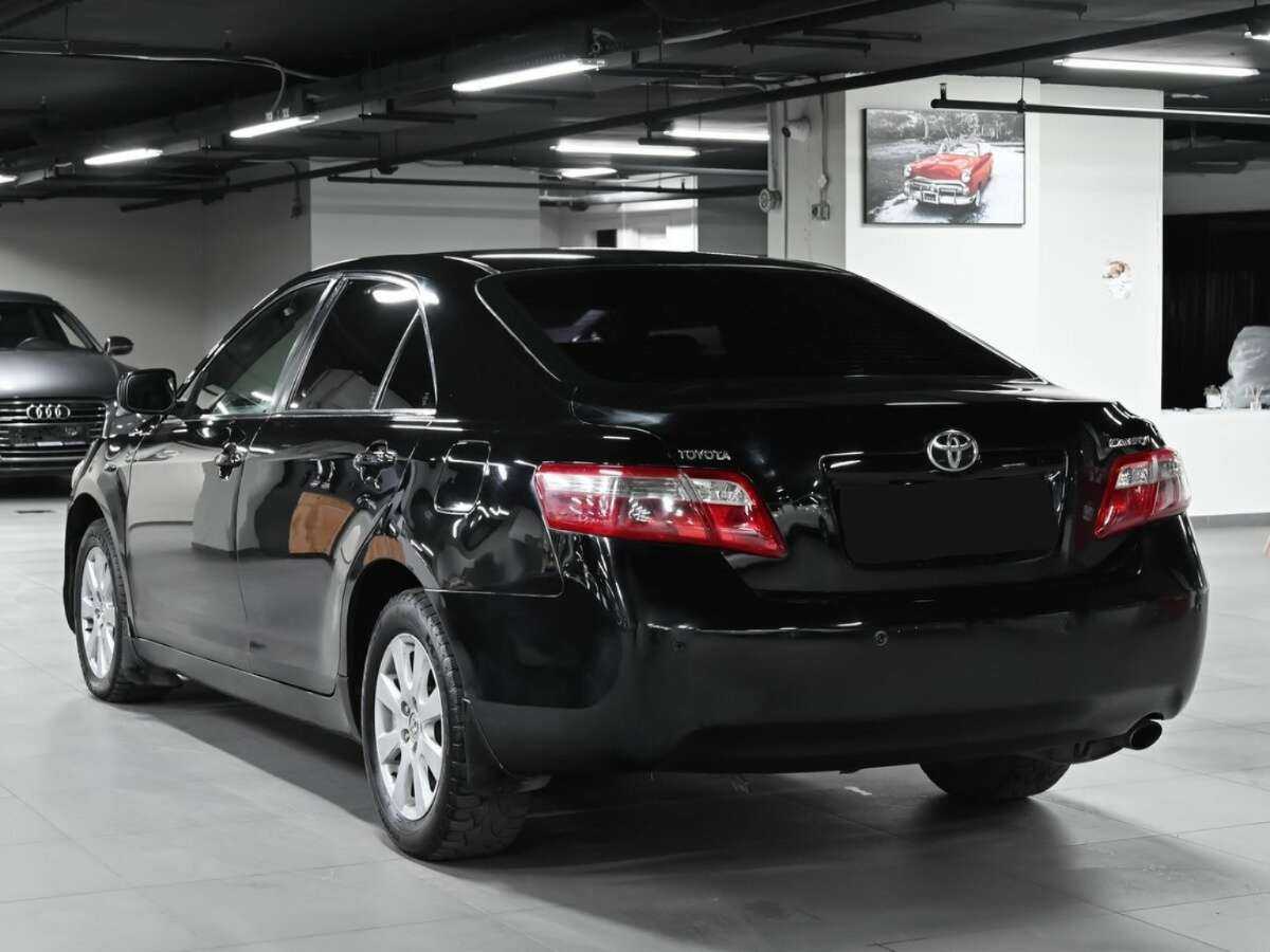 Купить Toyota Camry, 2007, 190 000 км, фото №2