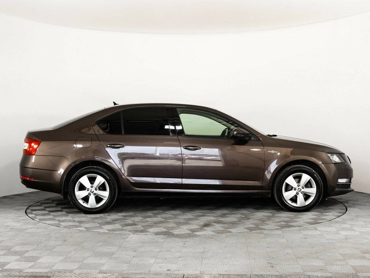 Купить Skoda Octavia, 2018, 103 810 км, фото №4