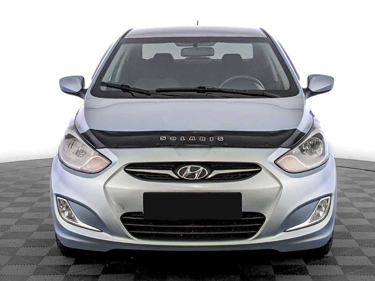 Купить Hyundai Solaris, 2011, 66 998 км, фото №2