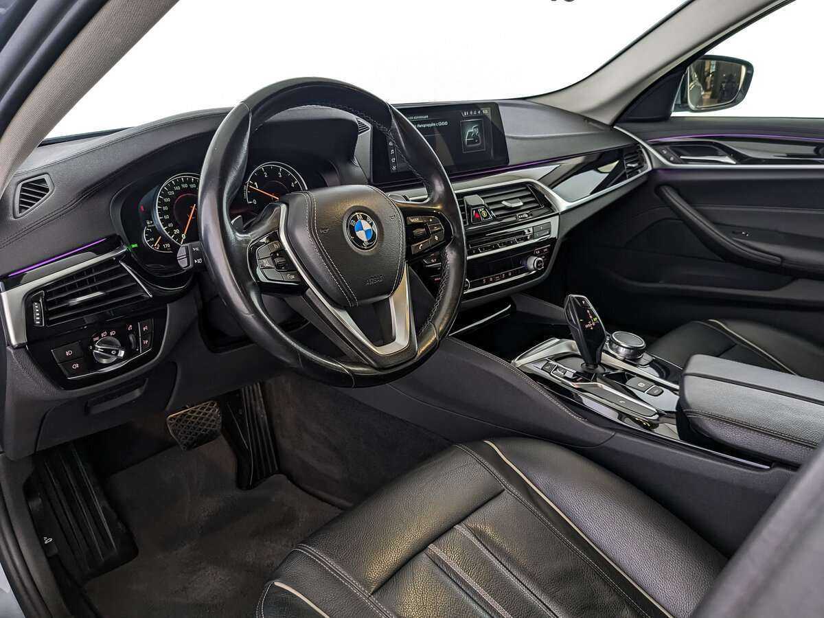 Купить BMW 5 серии 520d, 2019, 156 275 км, фото №11