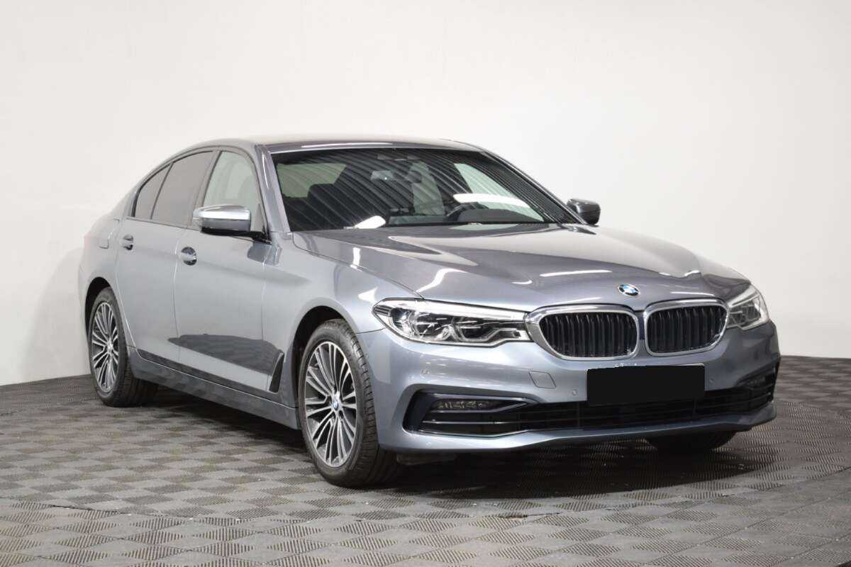 Купить BMW 5 серии 520d xDrive, 2019, 77 620 км, фото №3