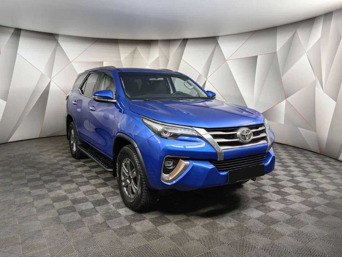 Купить Toyota Fortuner, 2017, 169 579 км, фото №3