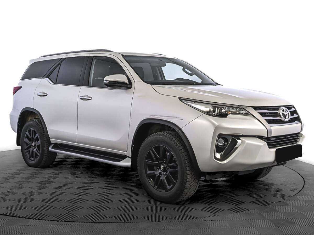 Купить Toyota Fortuner, 2019, 148 000 км, фото №3