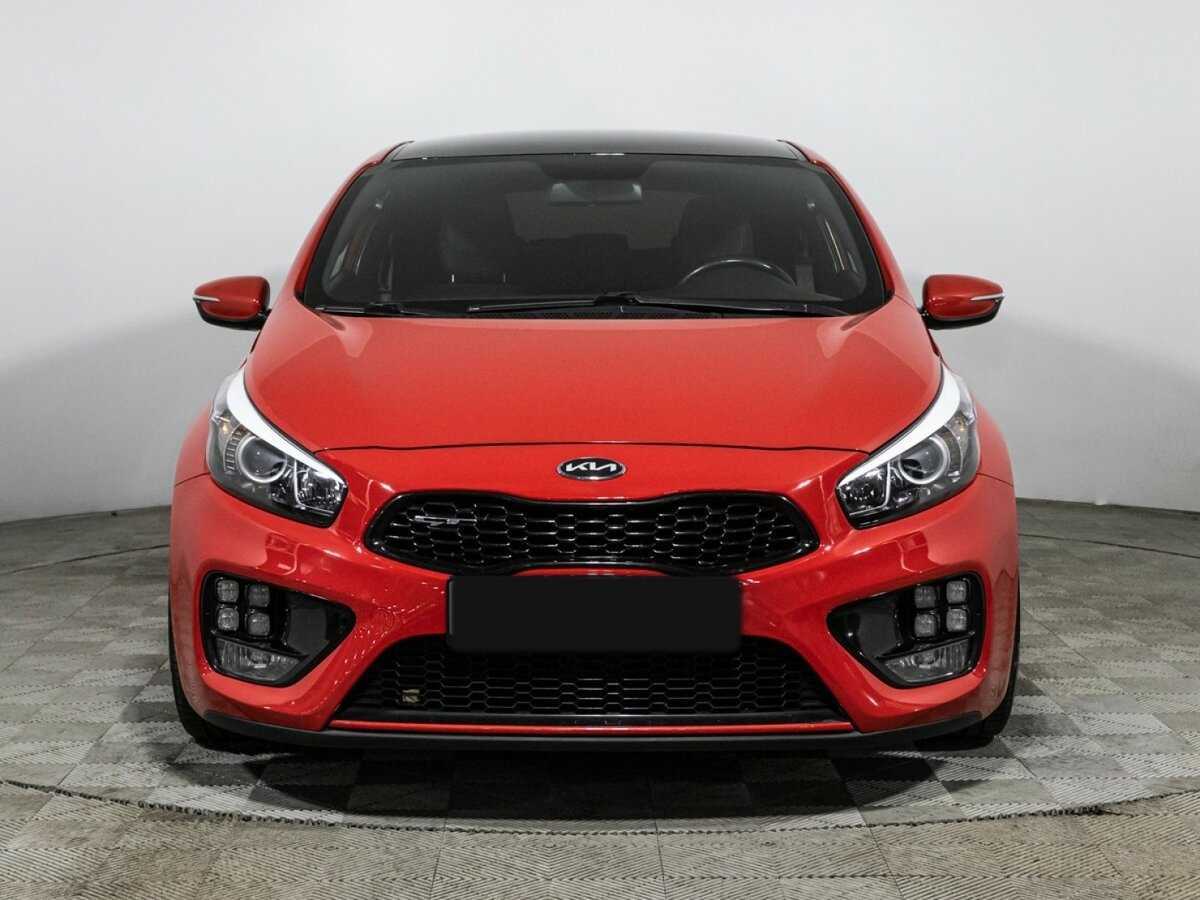 Купить Kia Ceed GT, 2017, 73 646 км, фото №2