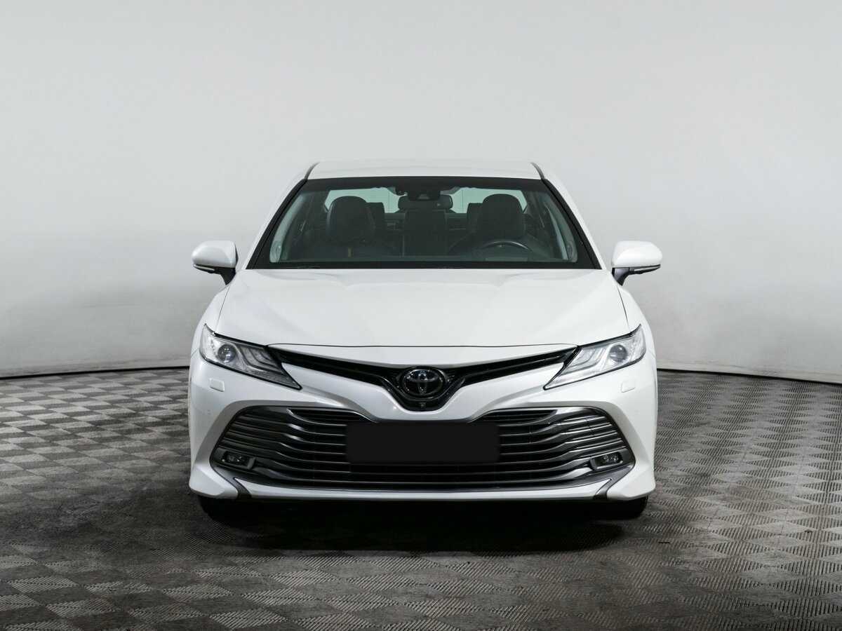 Купить Toyota Camry, 2018, 58 390 км, фото №2