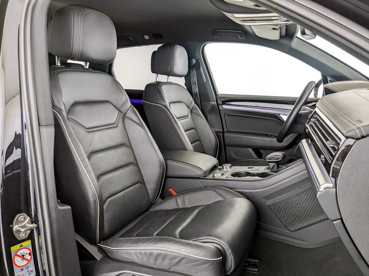 Купить Volkswagen Touareg, 2019, 107 513 км, фото №21