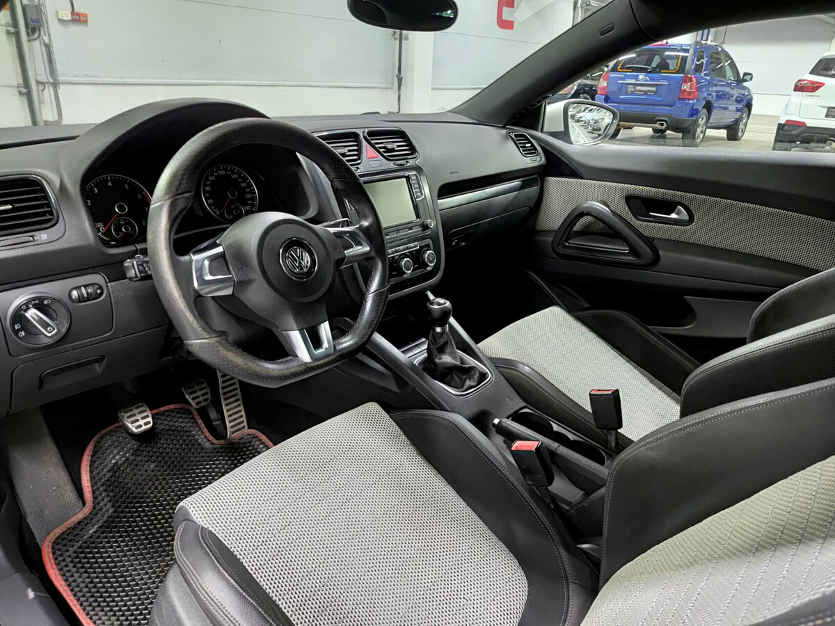 Купить Volkswagen Scirocco III, 2011, 172 072 км, фото №16