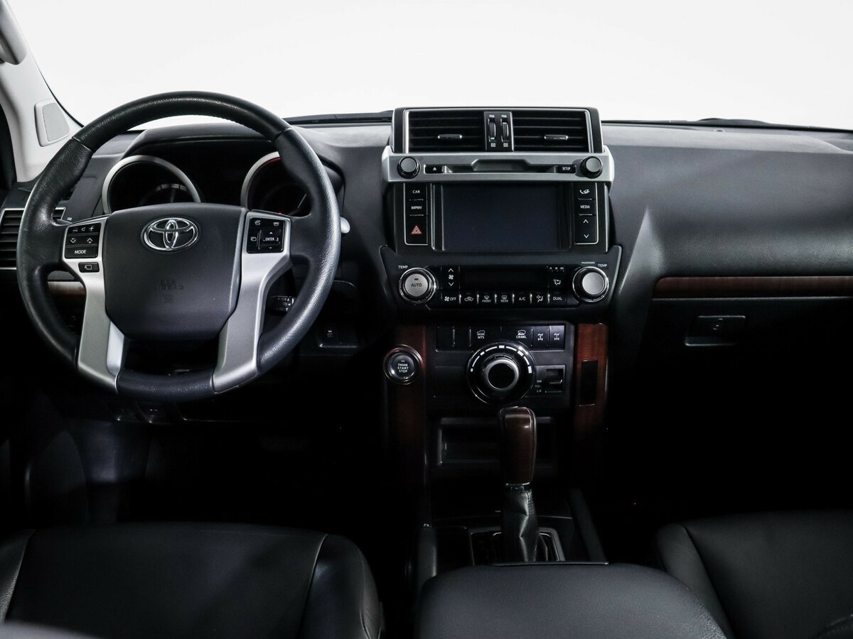 Купить Toyota Land Cruiser Prado 6-speed 150 Series Рестайлинг 1, 2015, 73 000 км, фото №9