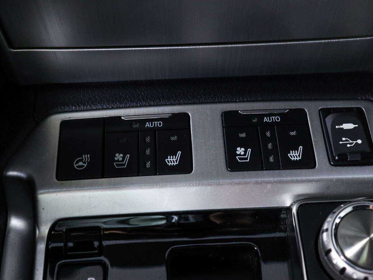 Купить Toyota Land Cruiser, 2017, 136 360 км, фото №22